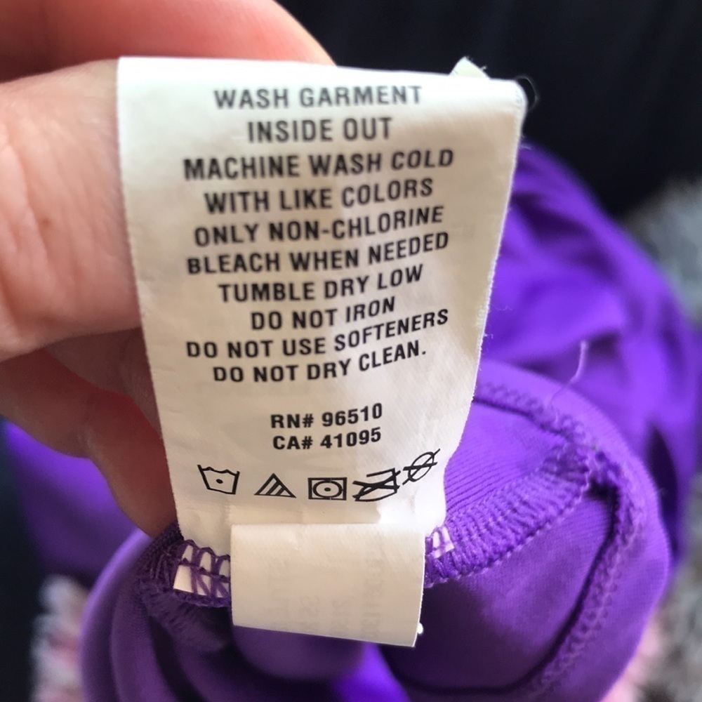 Under Armour | Girls Youth Loose Fit Tee, YXL, Purple, Heat Gear - Picture 8 of 8